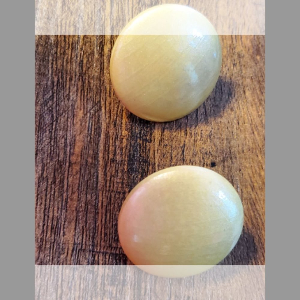 Vintage Gold/yellow Wooden circle Earrings